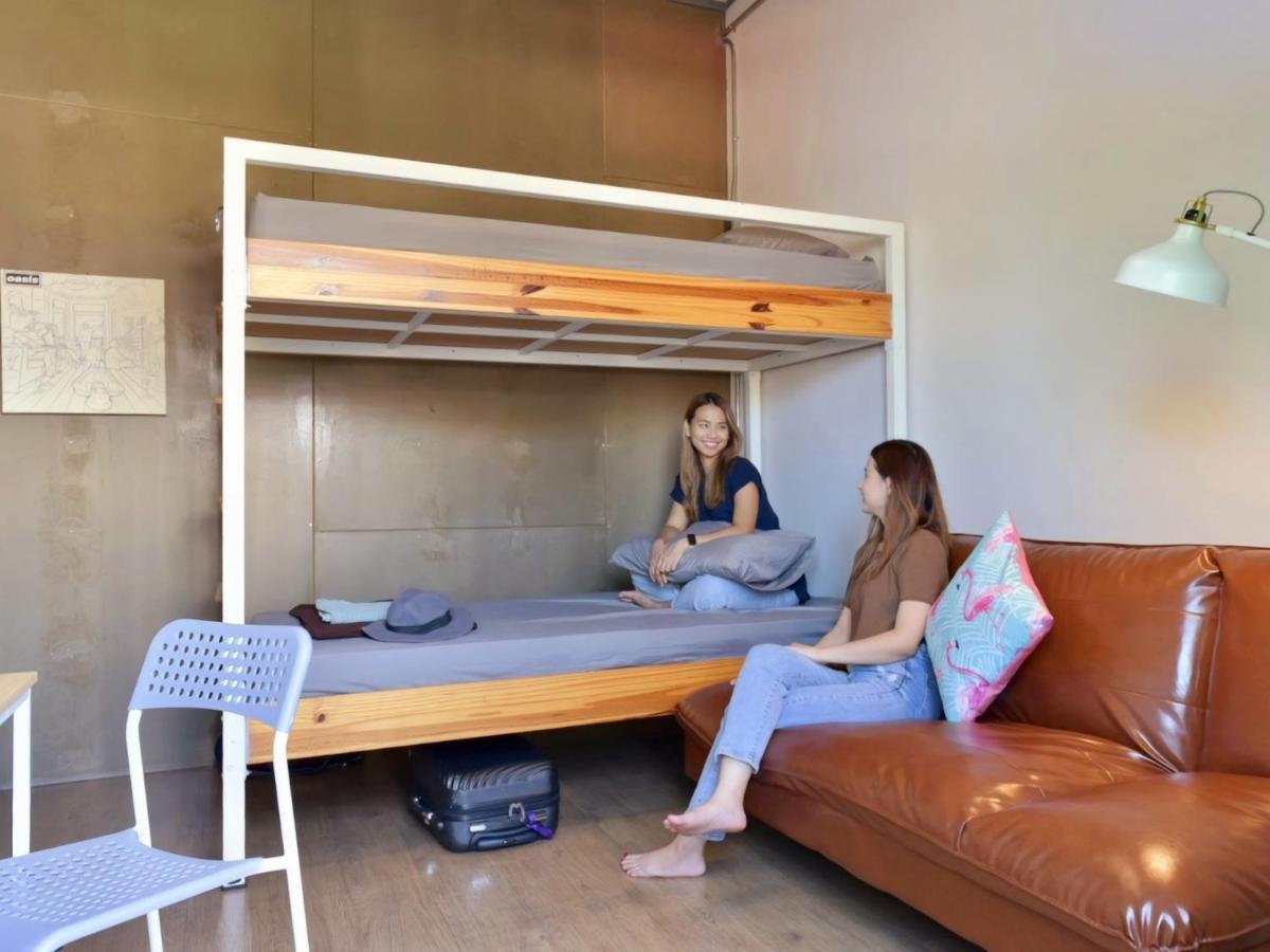 Hybrit Hostel&Cafe Hat Yai Ngoại thất bức ảnh