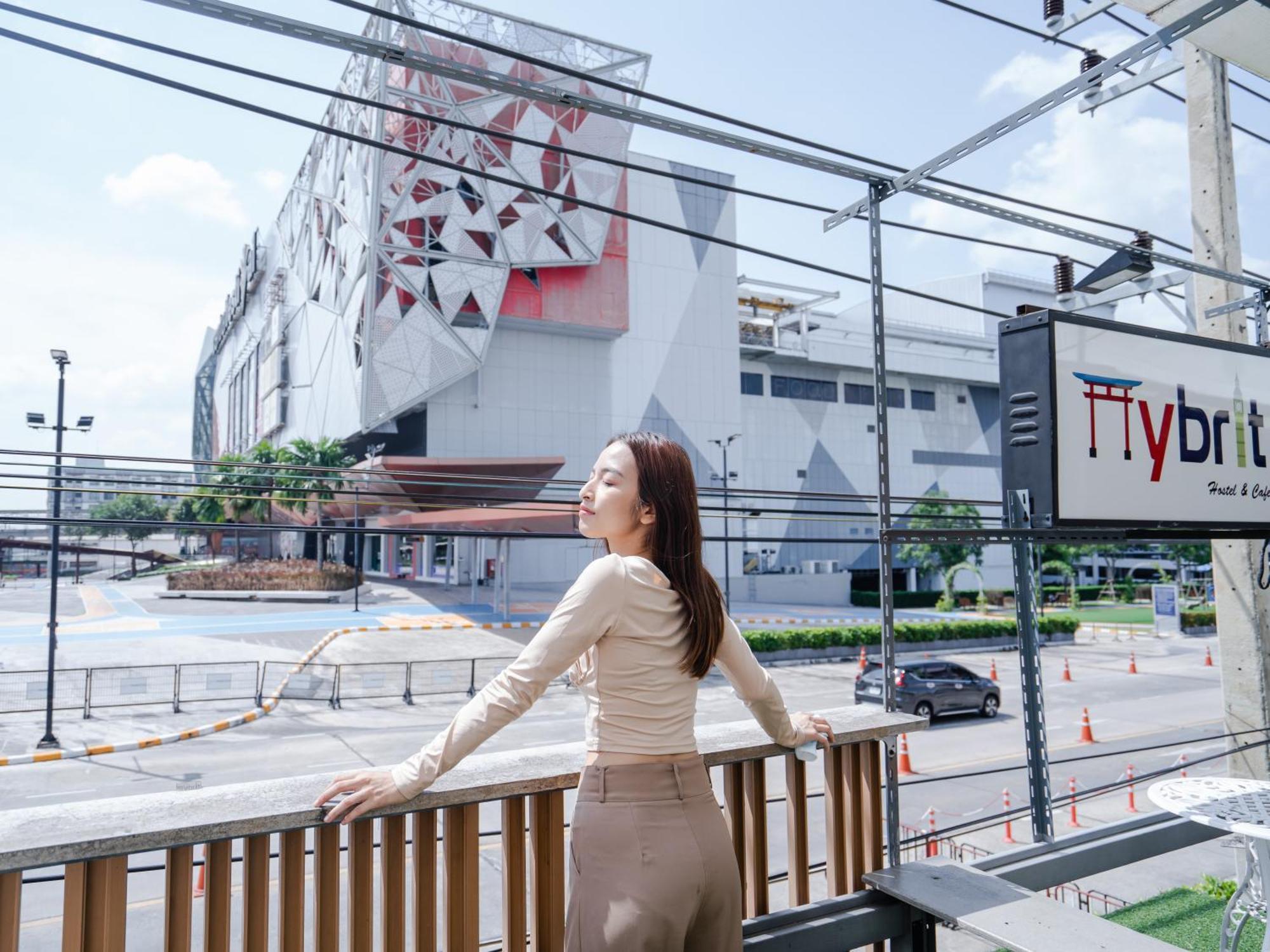 Hybrit Hostel&Cafe Hat Yai Ngoại thất bức ảnh